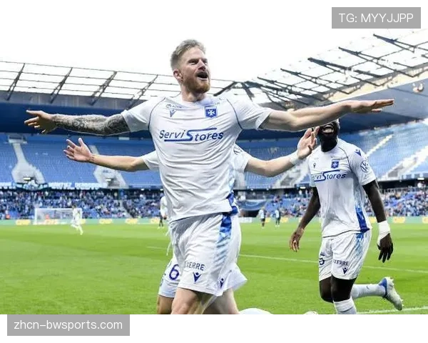 里昂3比1力克欧塞尔 切尔基闪耀攻入关键进球